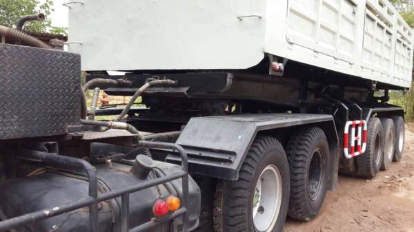 ขายด่วนหัวลาก3MFพร้อมหางดั้มสามเพลาสวยสุดๆราคาโทร0843923995 ขายด่วนหัวลาก3MFพร้อมหางดั้มสามเพลาสวยสุดๆราคาโทร0843923995