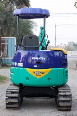 ขายรถแม็คโคร KOMATSU รุ่น PC27MR1(รุ่น9) สวยมาก มี VDO ทดลองขับ ไม่เคยผ่านการใช้งานในไทย ติดต่อ 086-775-7900, 086-324-1992