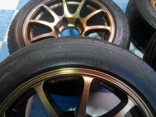 ขายadvan racing-rs17/6/139กว้าง8"พร้อมยาง215/55/17ปี12