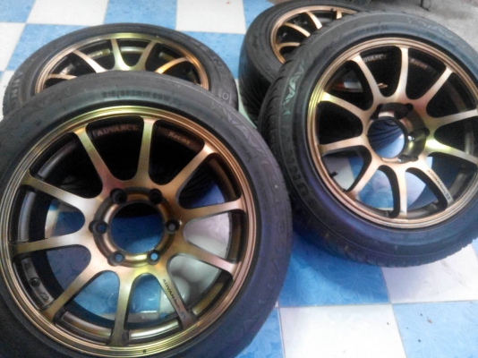 ขายadvan racing-rs17/6/139กว้าง8"พร้อมยาง215/55/17ปี12