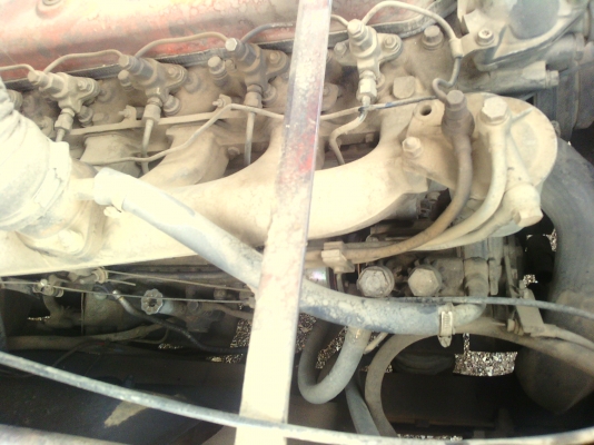 ต้องการขายเครื่อง อีซูซุ 185 แรงม้า 6 บีจี 1ฝาส้ม สภาพดี