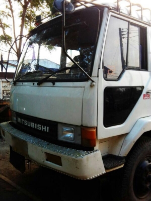 รถมิตซู  10 ล้อ  FN527M - A  191 แรงม้า.  ( ขายหัว , คัชซี. )   สนใจติดต่อ 081 - 6079515