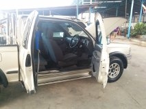 ขายรถบ้าน ฟอร์ด เรนเจอร์ ปี 06  2.5 เทอร์โบ รุ่น แคปเปิดได้ 250,000 สภาพนางฟ้า เทือง 0890301985