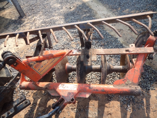 ขาย135000บาท รถไถคูโบต้า26แรง2เพลา พร้อมใช้งานคับ