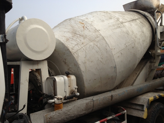 รถโม่ปูนหกล้อ ทะเบียนพร้อมโอน 3 คิว@@ขอบคุณทางเว็ปไซต์และ เฮียทางชุมแพ  ซื้อขายแล้ว