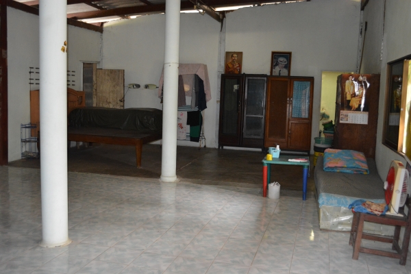 ขายบ้านพร้อมที่ดิน1ไร่2งาน31ตร.ว บ่อทอง ชลบุรี