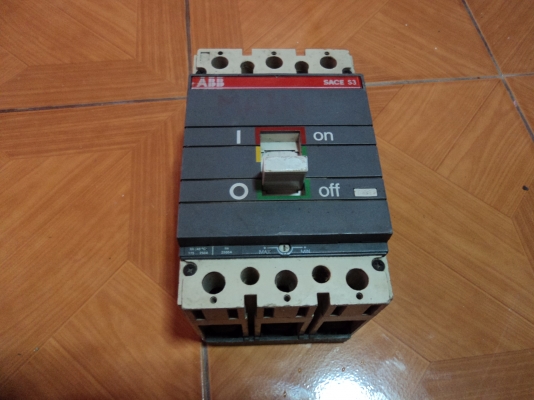 ขายเมนเบรคเกอร์ตัดไฟอัตโนมัต ใช้3เส้นใด้ 2เส้นใด้ ของใหม่แพงมากครับมีทั้งตัวเล็กตัวใหญ่ครับราคาถูกๆ ขายเมนเบรคเกอร์ตัดไฟอัตโนมัต ใช้3เส้นใด้ 2เส้นใด้ ของใหม่แพงมากครับมีทั้งตัวเล็กตัวใหญ่ครับราคาถูกๆ