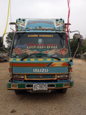 ขายรถหกล้อ ISUZU 185 เทอร์โบ ยาว 6.20 เมตร กว้าง 2.50 เมตร ขายรถหกล้อ ISUZU 185 เทอร์โบ ยาว 6.20 เมตร กว้าง 2.50 เมตร