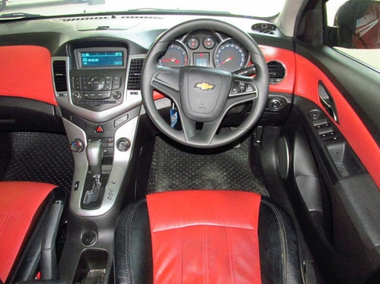 ChEvroLet CrUzE 1.8 LS  ( TOP ) AT ปี2010 สีดำ+LPG การันตีความงามโดย&quot;แจ็กกี้&quot;