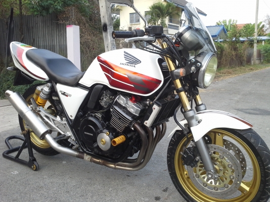 HONDA CB 400ccปี95รถพร้อมใช้เครื่องดีบิดจมไมล์สีสวย ไฟติดครบ