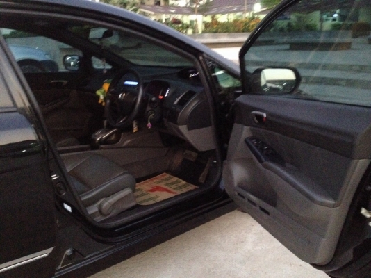 ขาย เก๋ง civic 1.8  ดำ ออโต้