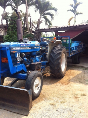 ขายรถไถ Ford 6610 รถบ้าน สวย ขายเอง แถม ผานสาม,ผานเจ็ด,เครื่องหยอดข้าวโพดและรถพ่วงลาก