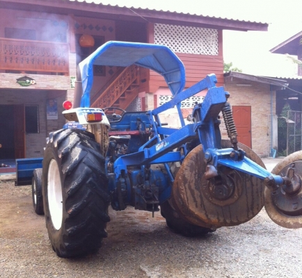 ขายรถไถ Ford 6610 รถบ้าน สวย ขายเอง แถม ผานสาม,ผานเจ็ด,เครื่องหยอดข้าวโพดและรถพ่วงลาก