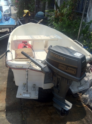 ขายเรือและเจ็ทสกีครับสนใจเข้ามาชมก่อน