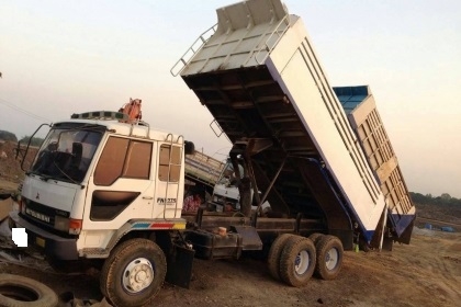 ขาย ไอ้หลงโบ TF 42XX ดั้ม่หน้าพระลานหล็กข้างเรียบ อู่หน้าพระลาน คัสซีดีสวย สวยรถพร้อมใช้งาน