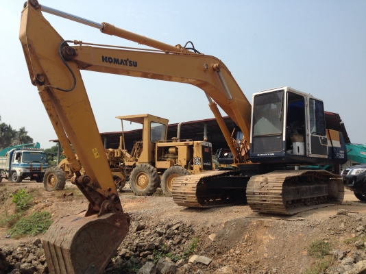 ต้องกราขายkomatsu Pc200