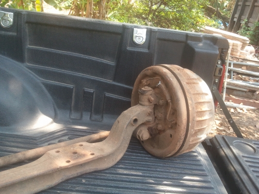 ต้องการขายคานหน้าอีซูซุ115แท้ห้างน็อต6รู