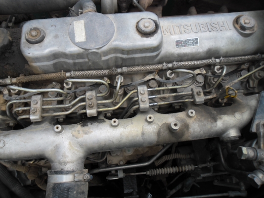 ขายรถแบคโฮ KOBELCO MARK 6 YN 10 ช.ม 12990 สภาพเต็มๆเดิมๆเครื่องเอวโซ่สภาพ 88\% เอกสารเล่มทะเบียนไฟฟ้าเต็ม100\%