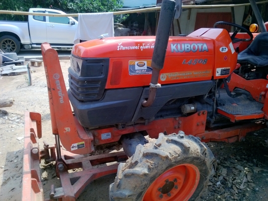 ขายแทรกเตอร์คูโบต้า L4508 ใบมีดดันดินตราช้างพร้อมผาลบุกเบิก4*22ตราช้างพร้อมใช้งานครับ ขายแทรกเตอร์คูโบต้า L4508 ใบมีดดันดินตราช้างพร้อมผาลบุกเบิก4*22ตราช้างพร้อมใช้งานครับ