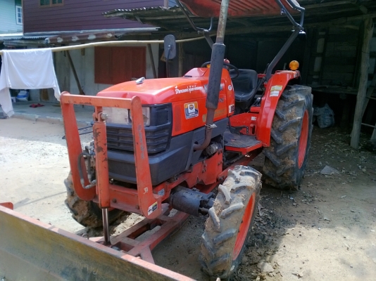 ขายแทรกเตอร์คูโบต้า L4508  ใบมีดดันดินตราช้างพร้อมผาลบุกเบิก4*22ตราช้างพร้อมใช้งานครับ