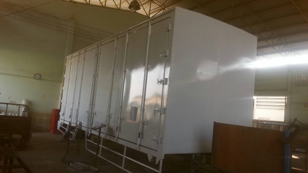 ขาย ตู้ 10บาน 6 ล้อมาตรฐาน