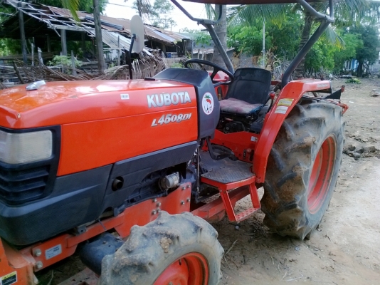 ขายแทรกเตอร์คูโบต้า L4508 DI ใบมีดดันดินตราช้างพร้อมผาลบุกเบิก3*22ตราช้างพร้อมใช้งานครับ