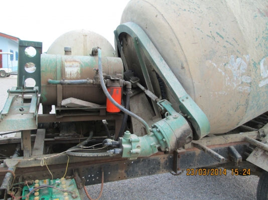 ขายด่วน รถโม่ปูน