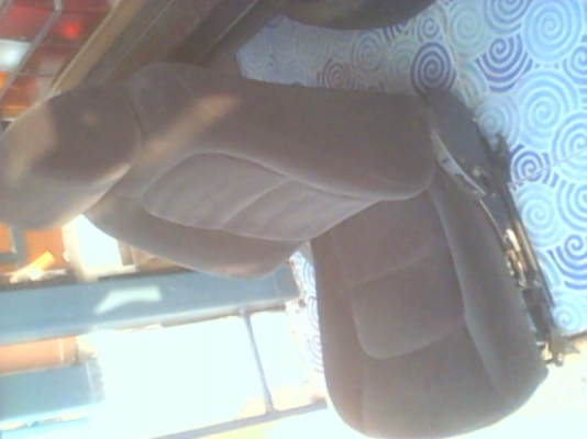 ขายเบาะกำมะหยี่ เก่าญี่ปุ่น คู่หน้า 3000 บาท