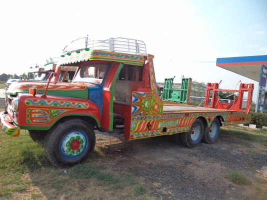 ขาย385000บาทรถ10ล้อเทเลอร์เข็นรถเกียว สภาพสวยๆพร้อมใช้งาน