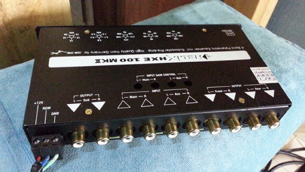 ขายปรีแอมป์ Helix M II เสียงดีครับ ขายปรีแอมป์ Helix M II เสียงดีครับ