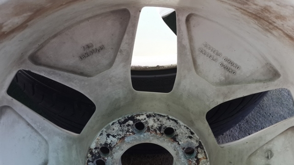 ปรับราคา6,900euroline tye n 18"หน้า8นิ้วครึ่ง หลัง9นิ้วครึ่ง