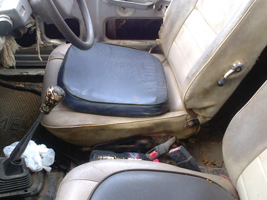 ขายรถกะบะ.มิตซู.เฉินหลง ราคา44,000.บ""ต่อรอง""ทะเบียนพร้อมโอน ภาษี.ธ.ค.57ไฟน้าเปลี่ยนให้ครับ