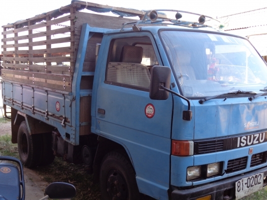 ขาย ISUZU NKR 110 HP เครื่อง 4BE1 ยกหัวได้ ยาว 3.20 ม.