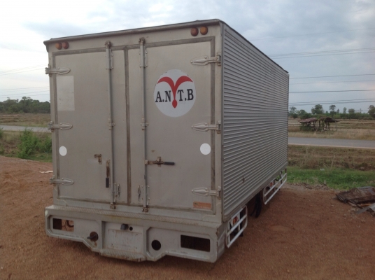 ตู้บรรทุก  ยาว 5 เมตร ประตู 3 บาน