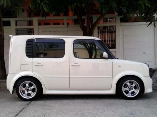 ขาย Nissan Cube สีขาว สภาพดีๆซักคัน ขาย Nissan Cube สีขาว สภาพดีๆซักคัน