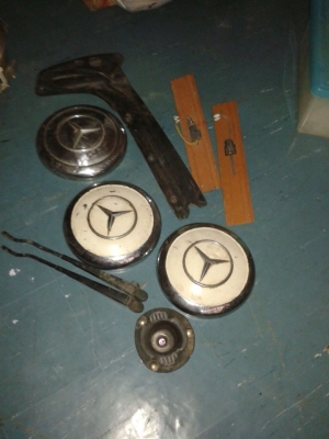 ขาย max กะทะล้อ ขอบ 14 -15ใช้กับ ฺBenz w 108 w123 w115 หลายรุ้น