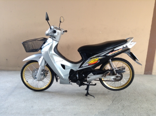 ขาย!!!เวฟ125s สต๊าทมือ ปี46 รถเครื่องดีคับ ทะเบียนครบ