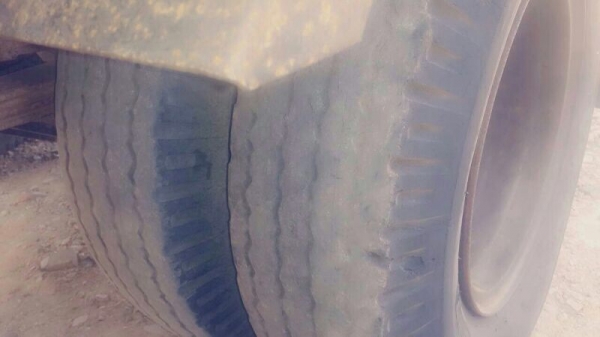 รถอีซูซุ 6 ล้อดั้ม NKR 100 แรงม้า. ปี 49 สนใจติดต่อ 081 - 6079515 รถอีซูซุ 6 ล้อดั้ม NKR 100 แรงม้า. ปี 49 สนใจติดต่อ 081 - 6079515