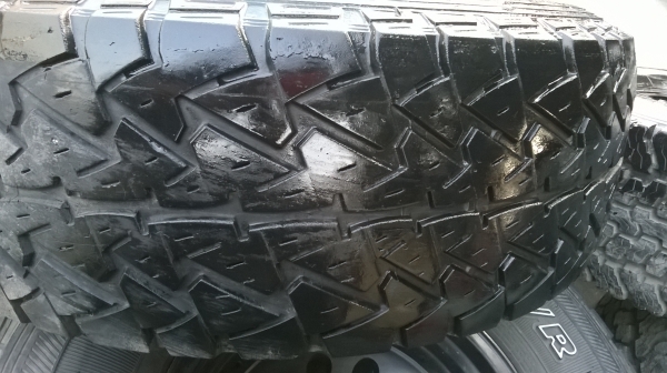 ขายล้อหยดน้ำพร้อมยาง31x10.5 ขายล้อหยดน้ำพร้อมยาง31x10.5