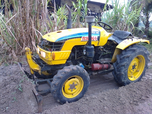 ขาย รถไถทะเลทอง4WD 35 แรงม้า สภาพเดิมๆ