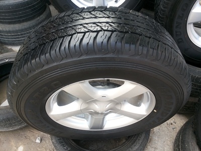 ขายล้อแม็กIsuzu D-MAX V-Crossพร้อมยาง ปี 12 1 ชุด