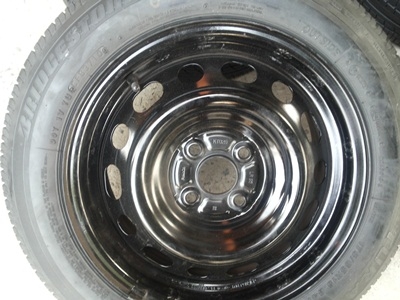 ขายล้อกะทะ15 4รู100 MAZDA พร้อมยาง 1 ชุด