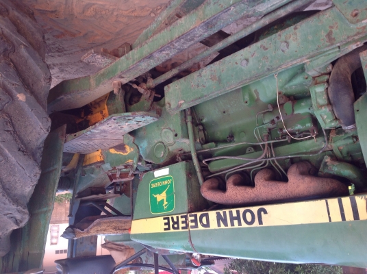 ขายรถไถJohn Deere รุ่นใหญ่เครื่องดีมากๆอุปกรณ์ใช้ใด้หมดไม่ติดโทรมครับ ขายรถไถJohn Deere รุ่นใหญ่เครื่องดีมากๆอุปกรณ์ใช้ใด้หมดไม่ติดโทรมครับ