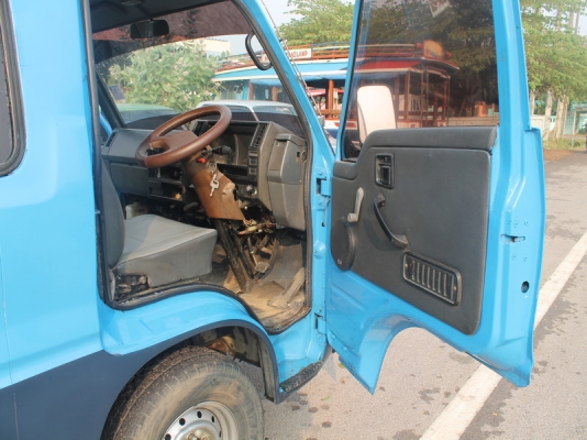 อีซูซุ บัดดี้ สภาพดีมากรถราชการของประมงจังหวัดน่าน ภายในสวยเดิมๆ อีซูซุ บัดดี้ สภาพดีมากรถราชการของประมงจังหวัดน่าน ภายในสวยเดิมๆ