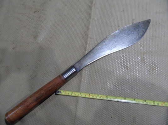 มีดเหน็บ (ช่างฉวี)