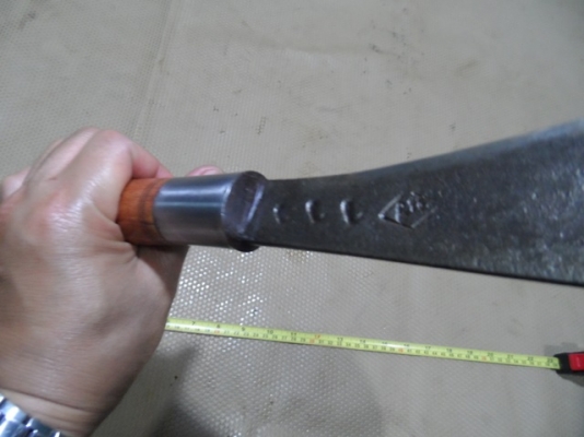 มีดเหน็บ (ช่างฉวี)