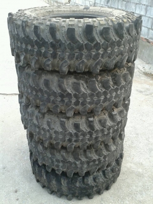 5,900 ตะขาบ 5 ตัว (35 x 10.5R16 ปี10)