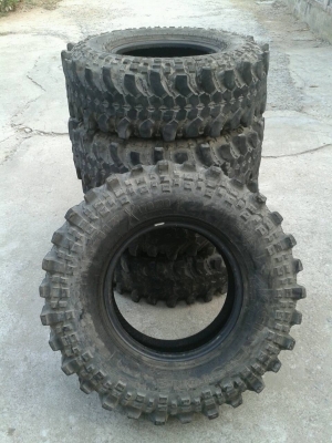 5,900 ตะขาบ 5 ตัว (35 x 10.5R16 ปี10)