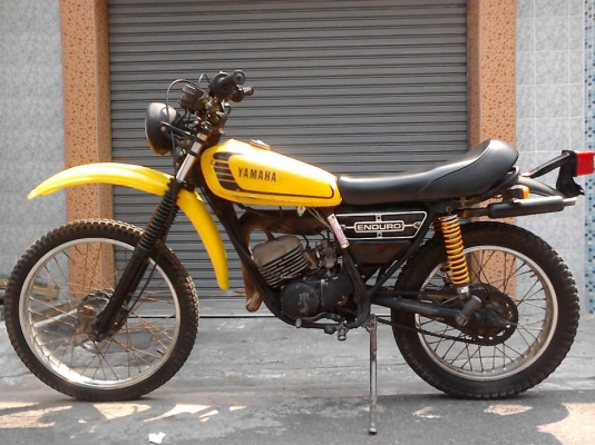 ขาย yamaha dt100 เดิมๆ ทะเบียนเต็ม พร้อมโอน พร้อมใช่งาน รถอยู่ กรุงเทพคับ แถวดอนเมือง ขาย yamaha dt100 เดิมๆ ทะเบียนเต็ม พร้อมโอน พร้อมใช่งาน รถอยู่ กรุงเทพคับ แถวดอนเมือง