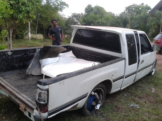 รถกระบะอีซูสุ แคป รถชน ขายตามสภาพ  เล่มพร้อมชุดโอน